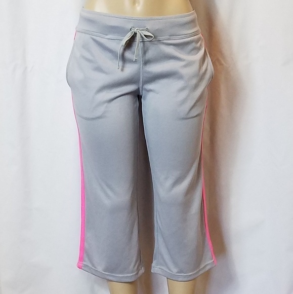 DANSKIN Now Gray & Pink Active Wear Capris - Picture 2 of 5